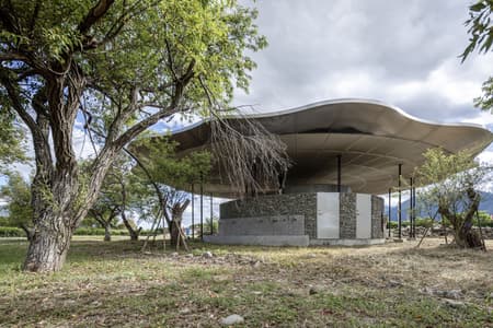 Tie-Ma Cycling Station at Dapo Pond